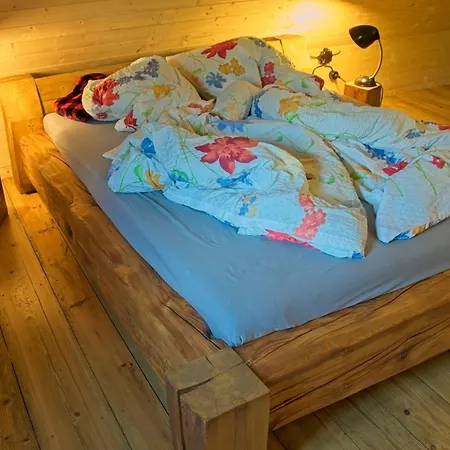 山林小屋 Chribska *